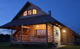 Lacu Namins/Bear House